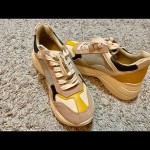 Steve Madden sneakers